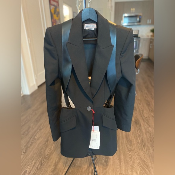 Alexander McQueen Black Harness Blazer - Picture 6 of 15